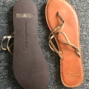 Abercrombie women sandals